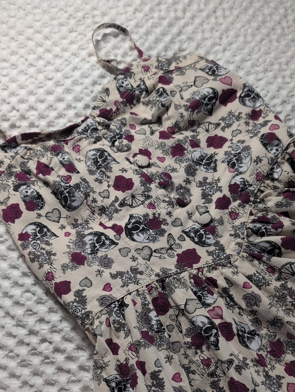 Hell Bunny Cream Fit And Flare Top with Berry Skull & Rose Print Size M